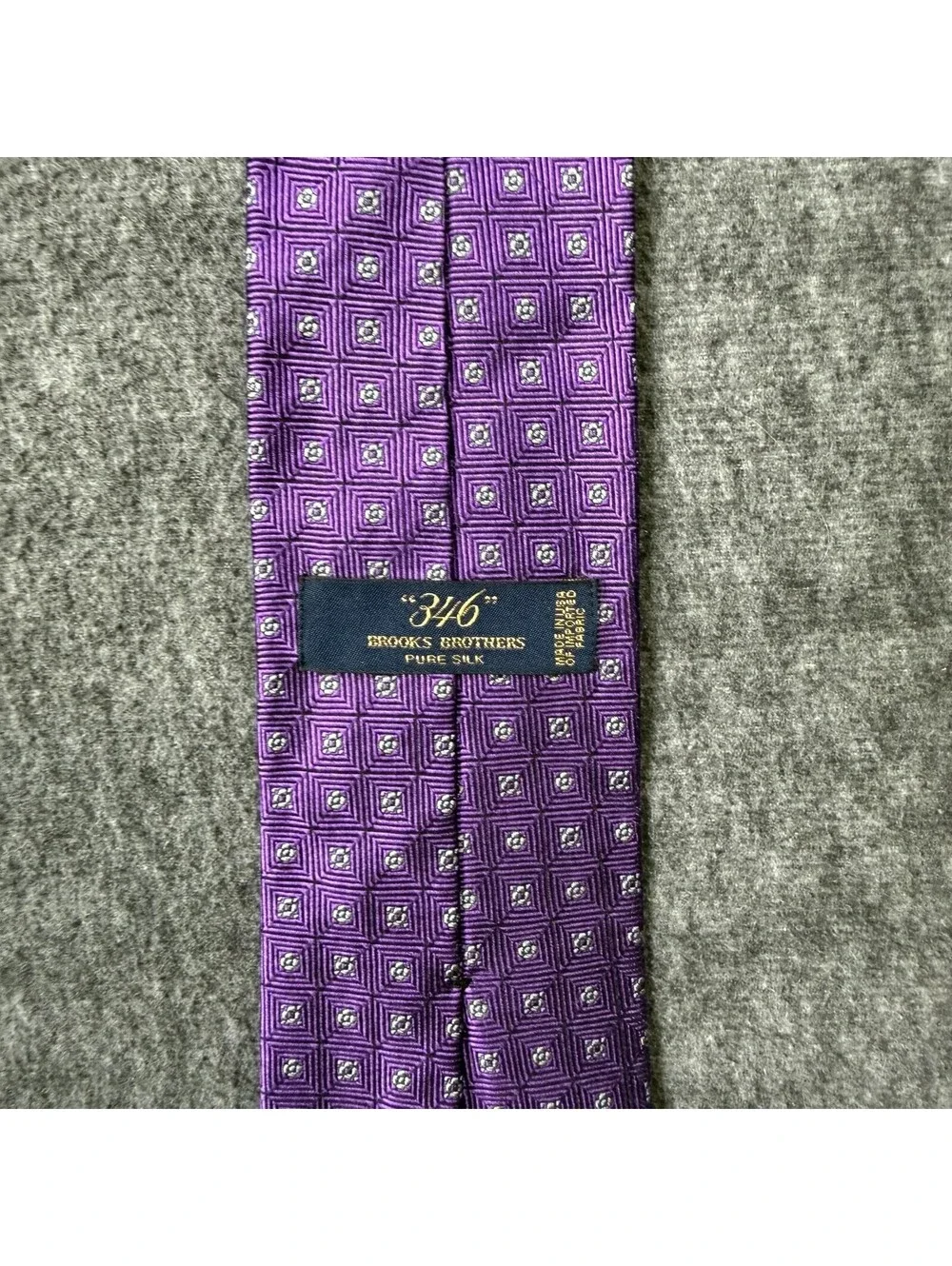 Brooks Brothers 346 Tie Mens One Size Purple Silk Geometric Jacquard Necktie